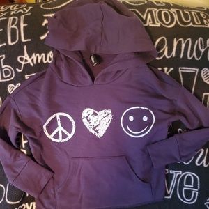 Pixielane brand cropped hoodie with graphic design